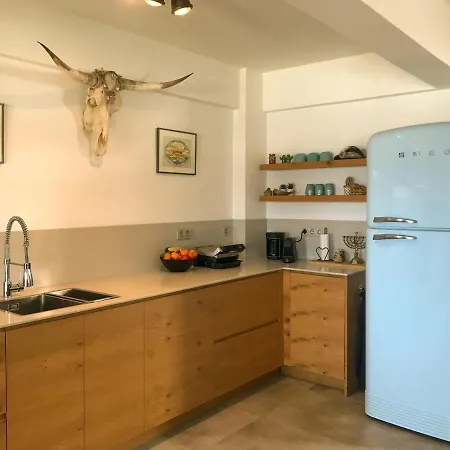 Villa 3 Bedroom With Great View Walking Distance To Marina