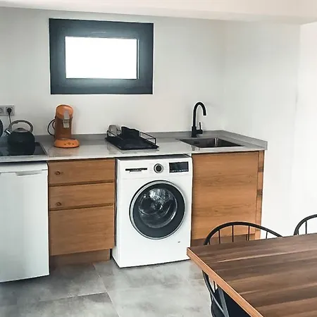 Villa 3 Bedroom With Great View Walking Distance To Marina